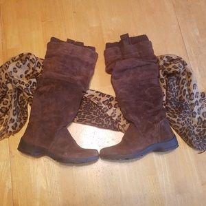DKNY brown suede boots
